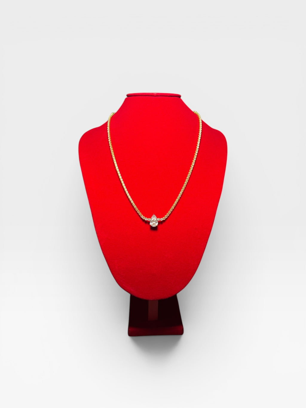 Collar de oro goldfield con zircon