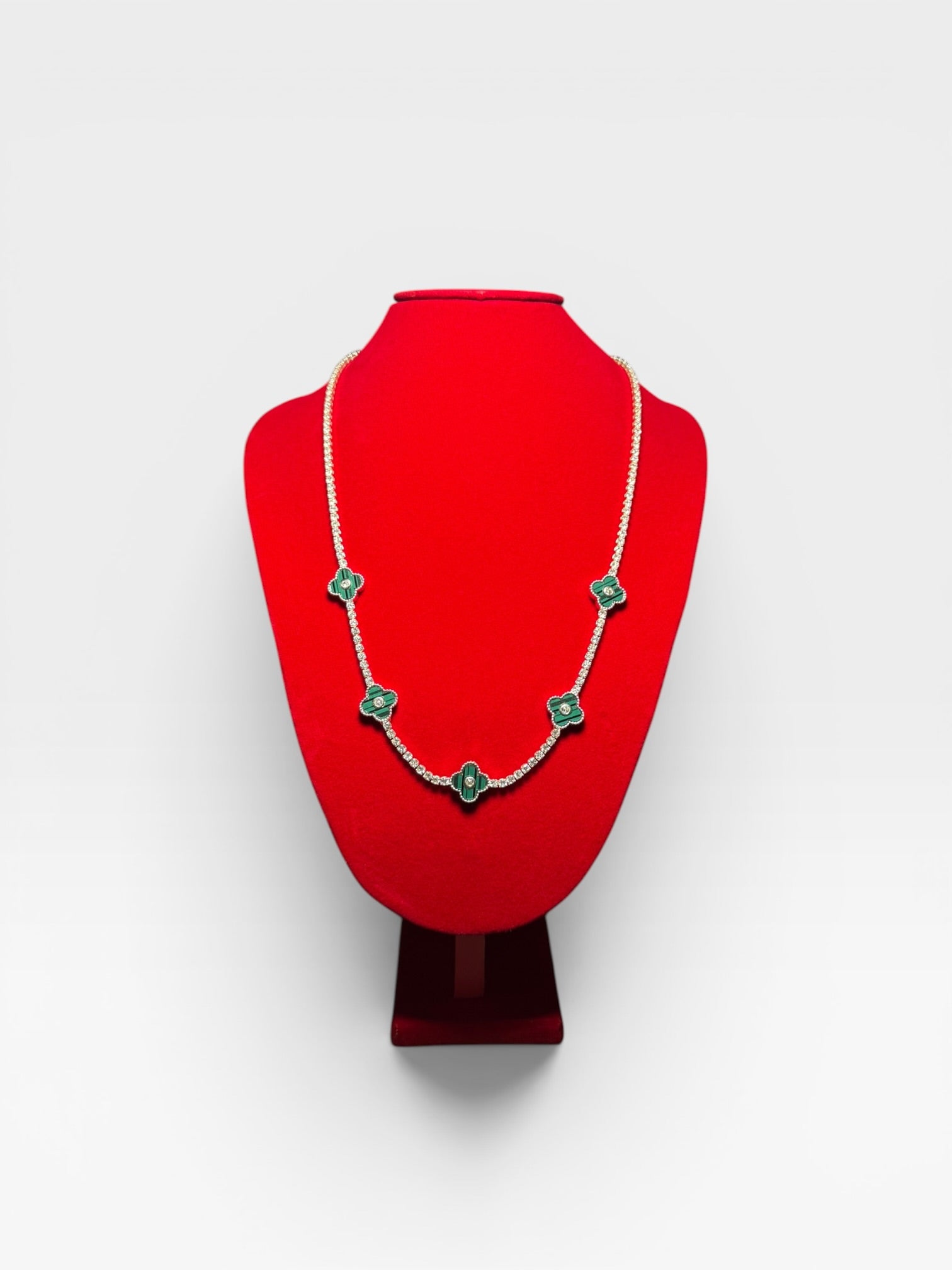 Collar de plata SL925 con trebol verde