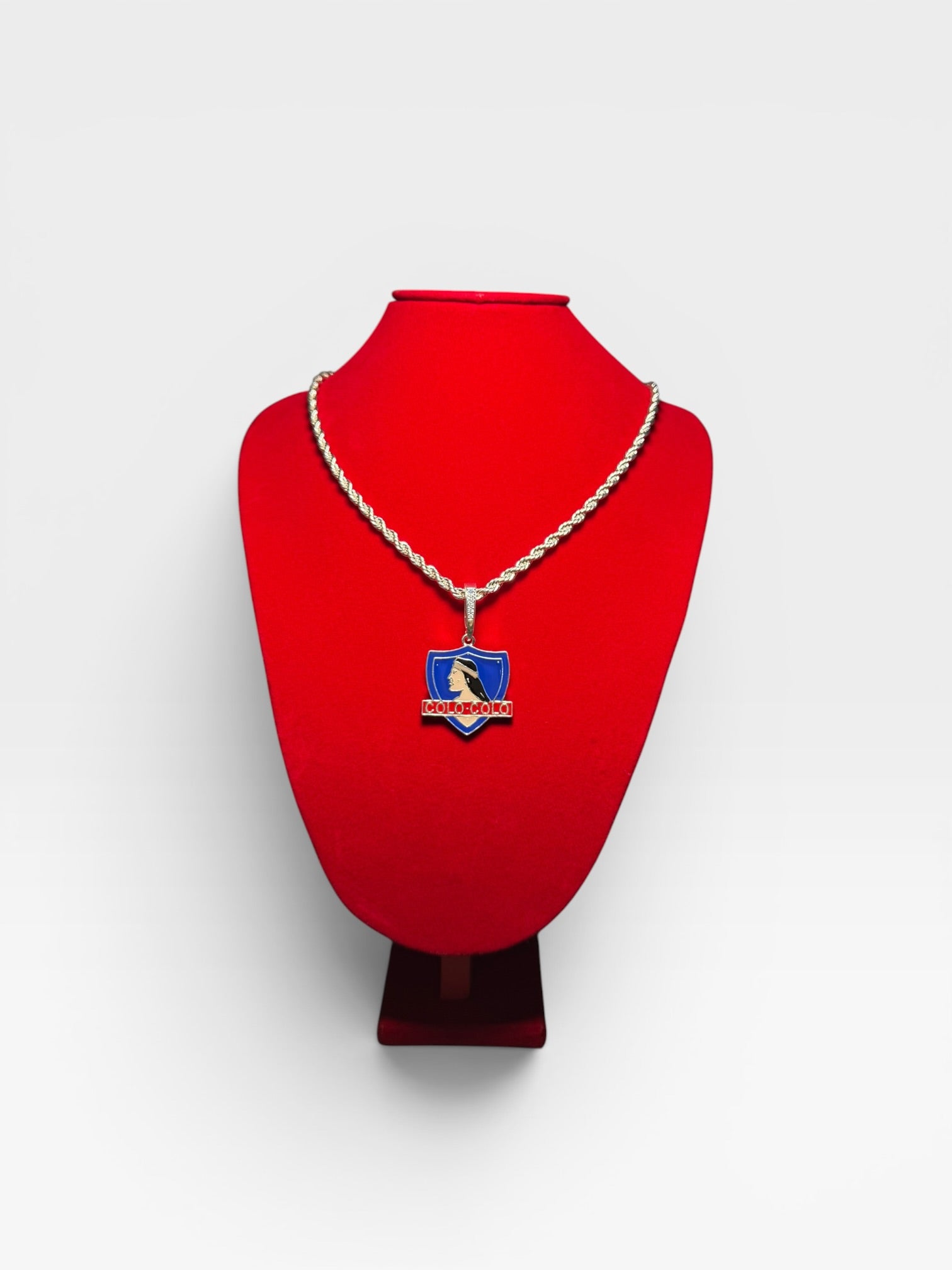 Collar de plata SL925 con colgante Colo-Colo