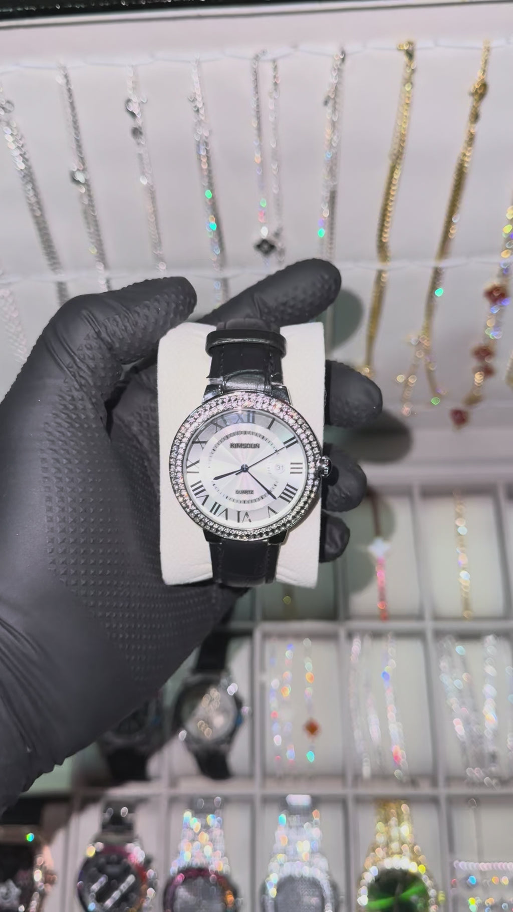 Reloj de hombre con brillos